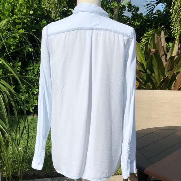 DL1961 PREMIUM MERCER & SPRING CHAMBRAY FRAYED ACCENT BUTTON UP SHIRT MEDIUM EUC - Picture 6 of 16